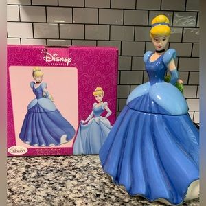 Disney Cinderella cookie jar by Gibson 12”